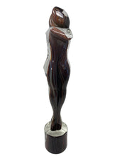 Load image into Gallery viewer, Amati Murano Glass Lovers Statue
