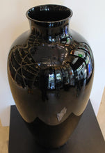 Load image into Gallery viewer, Venini - Opalino Venini Vase
