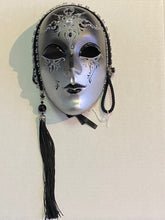 Load image into Gallery viewer, Volto Ovale Venetian Mask
