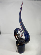 Load image into Gallery viewer, &quot;Nodo&quot; Curl Sculpture from Murano, Italy
