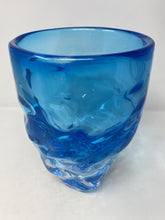 Load image into Gallery viewer, Aquamarine Murano Glass Centerpiece Vase
