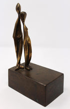 Load image into Gallery viewer, Ben Zion Avivi - Young Couple Brass Casting
