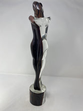 Load image into Gallery viewer, Murano Glass Amati Lovers Statue
