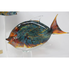 Load image into Gallery viewer, Pair of Fish by Oscar Zanetti Figurine
