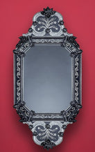 Load image into Gallery viewer, Incredible Venetian Mirror by Fratelli Tosi of Murano
