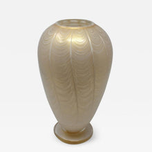 Load image into Gallery viewer, Gambaro &amp; Poggi - Piume Feather Glass Vase by Gambaro &amp; Poggi
