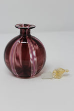 Load image into Gallery viewer, Contemporary Murano Glass Vase With Stopper
